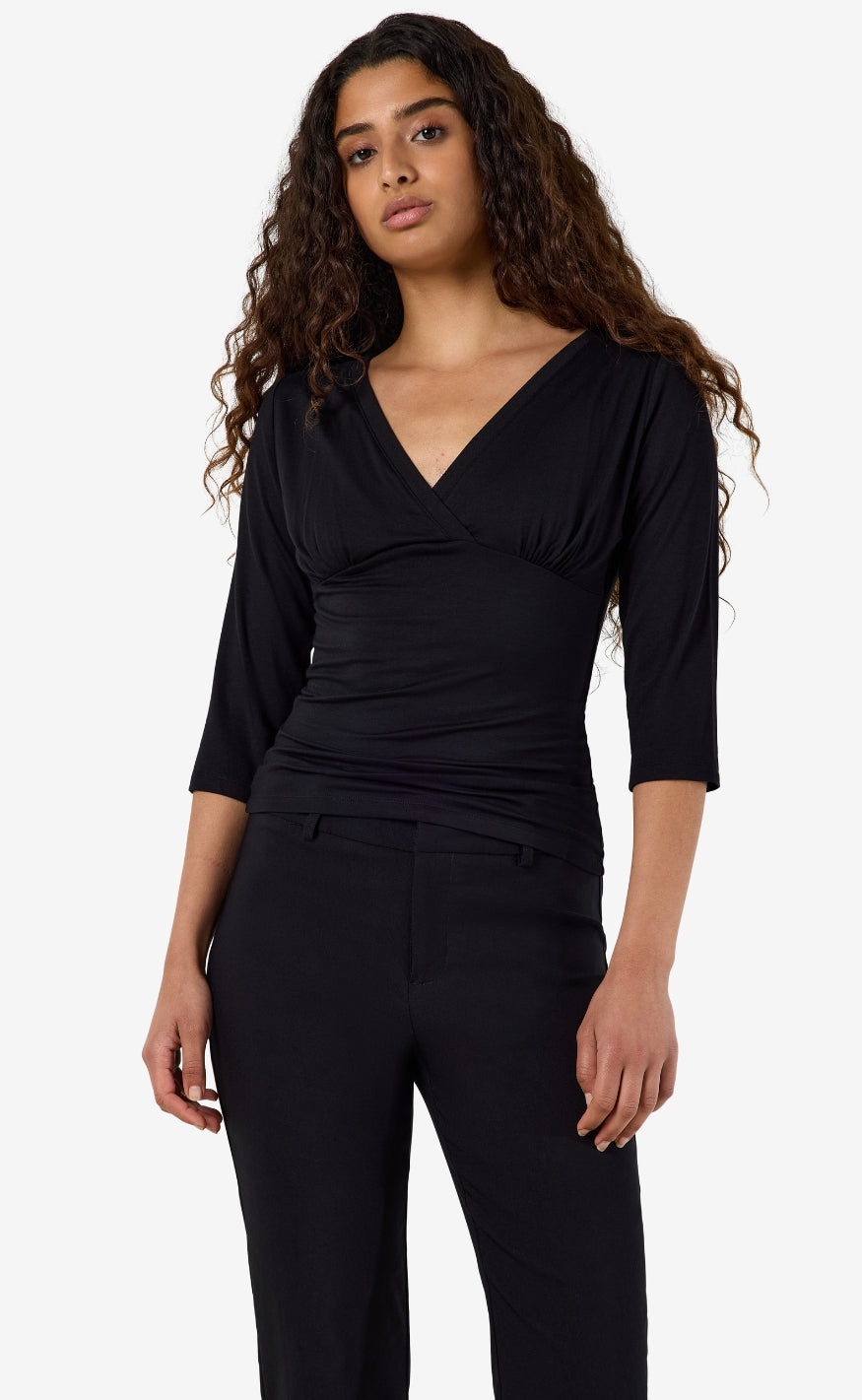 Noisy May Topp - June 3/4 V-Neck - Black