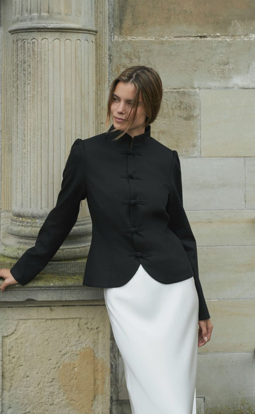 Neo Noir Blazer - Ardena Linen - Black