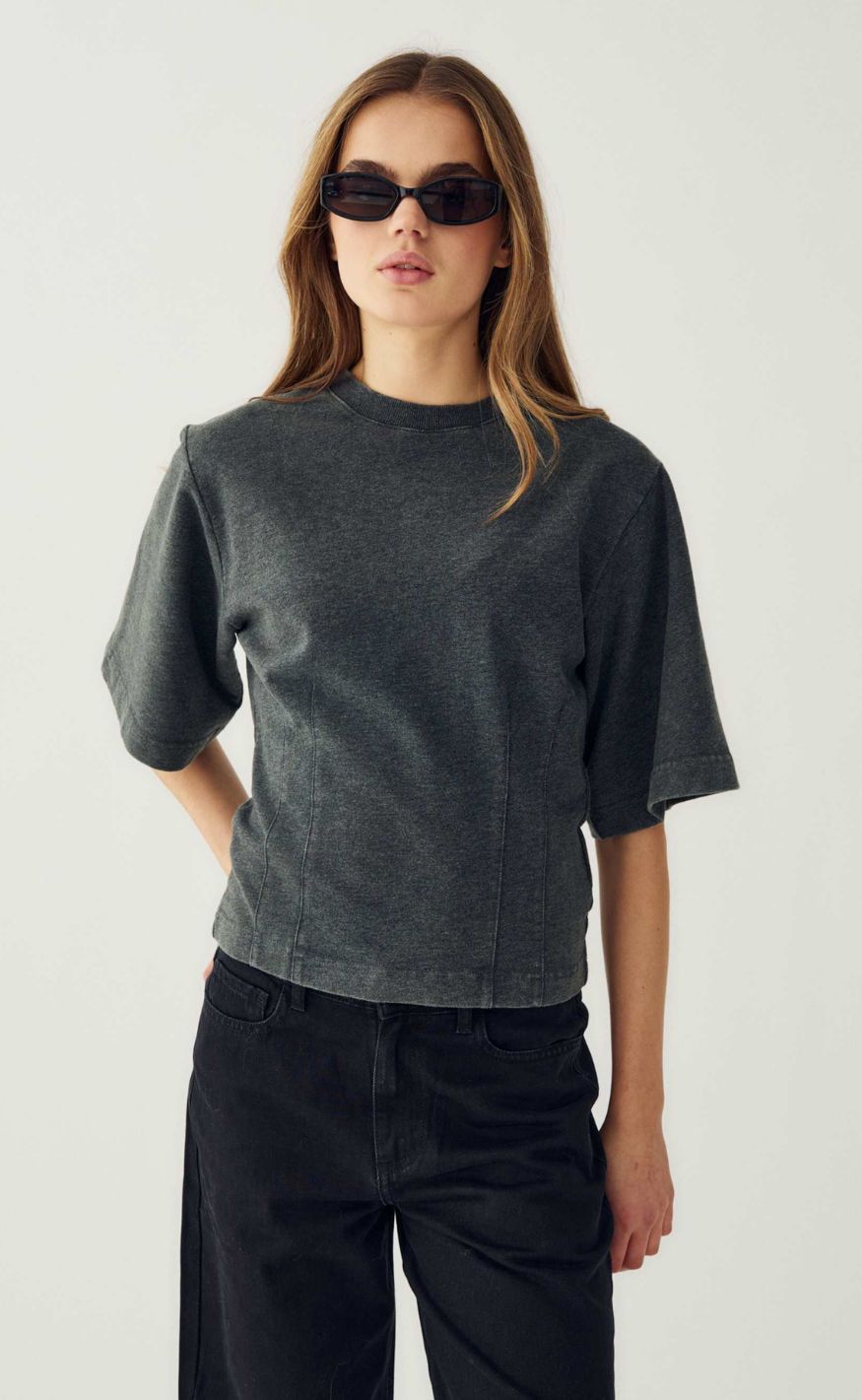 Noella T-shirt - Marigold - Grey Wash