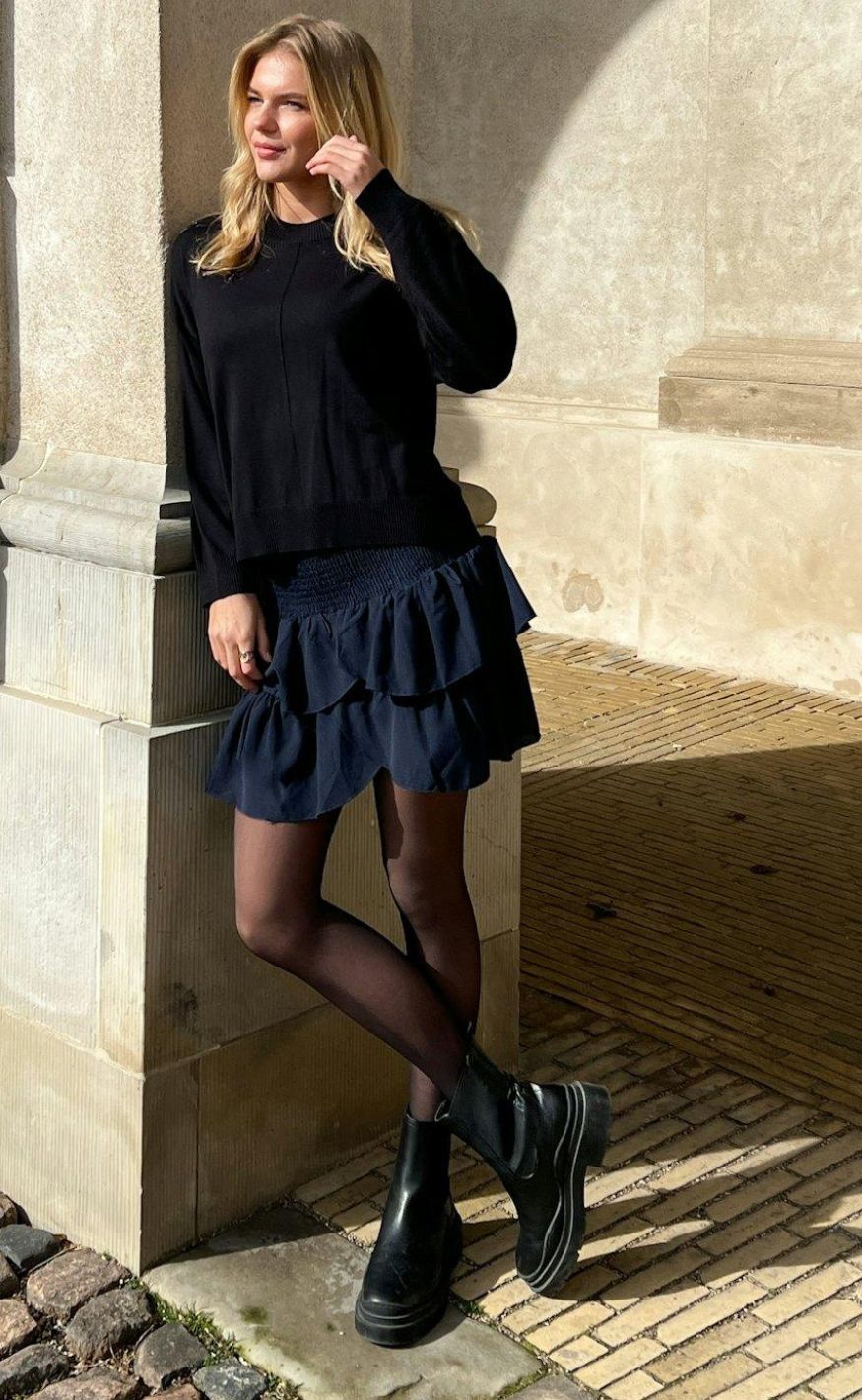 Neo Noir Skjørt - Carin R - Navy