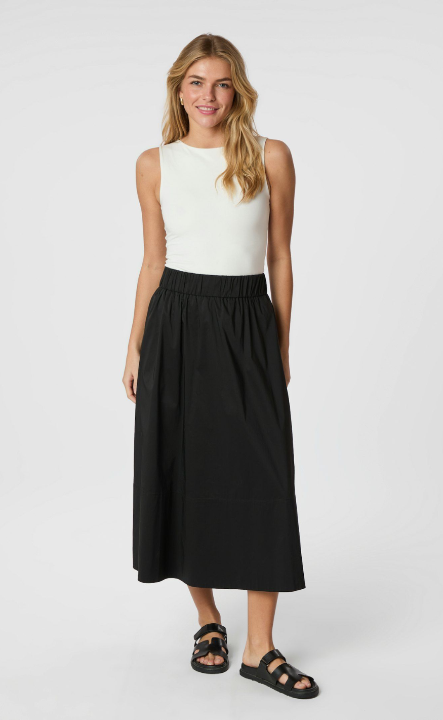 Neo Noir Skjørt - Yara Poplin - Black