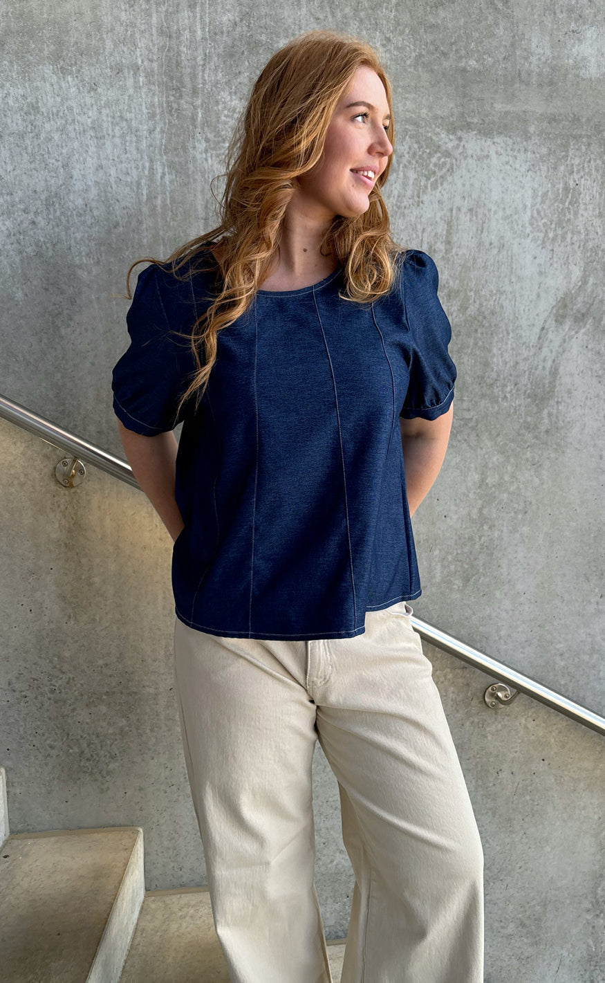 INA Copenhagen T-Shirt - Daniella Denim - Denim Blue W. White Stitches