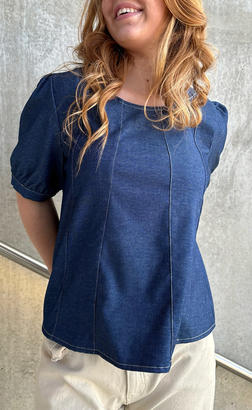 INA Copenhagen T-Shirt - Daniella Denim - Denim Blue W. White Stitches