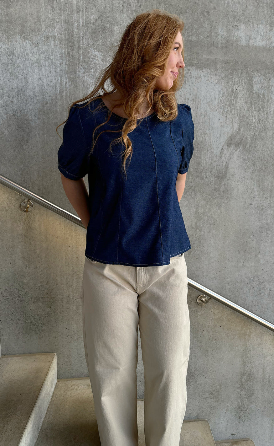 INA Copenhagen T-Shirt - Daniella Denim - Denim Blue W. White Stitches