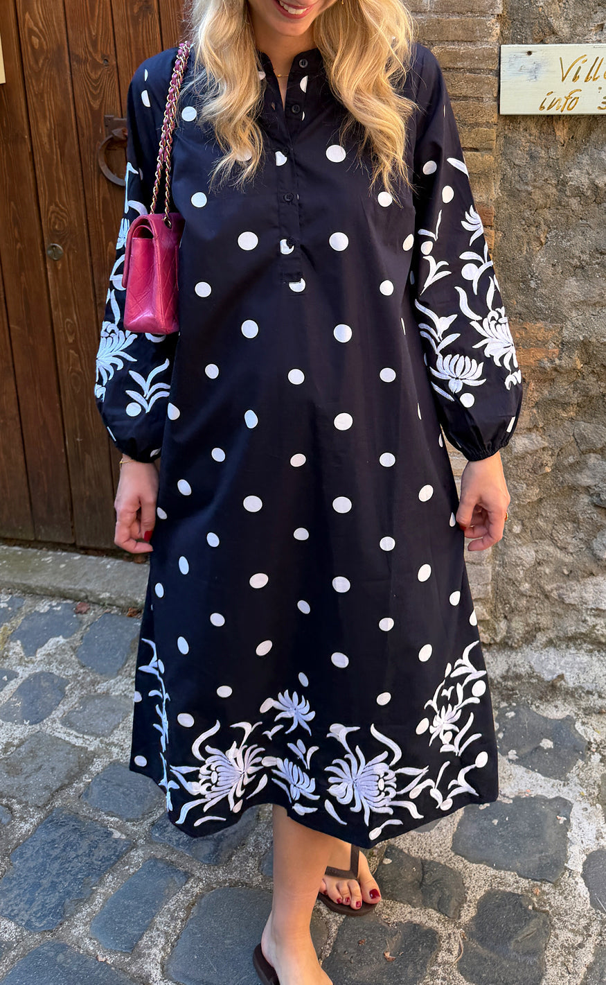 Say INA Copenhagen Kjole - Tilde Long - Navy Blue W. White Dots & Embroidery