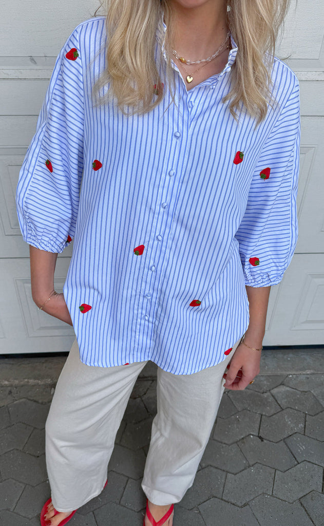 Say INA Copenhagen Skjorte - Selma - Blue Striped W. Strawberries
