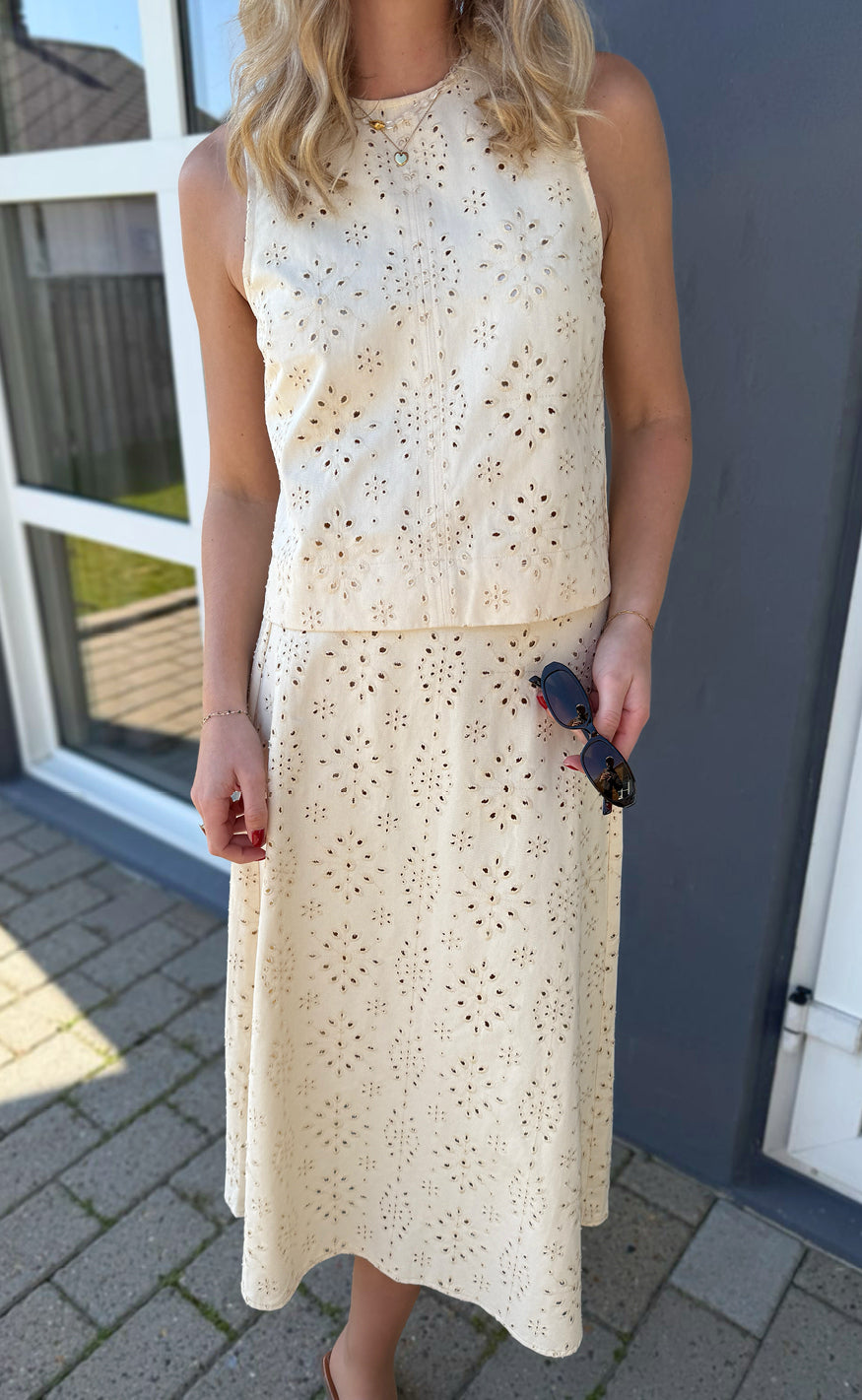 INA Copenhagen Skjørt - Naja - Off White Denim W. Embroidery