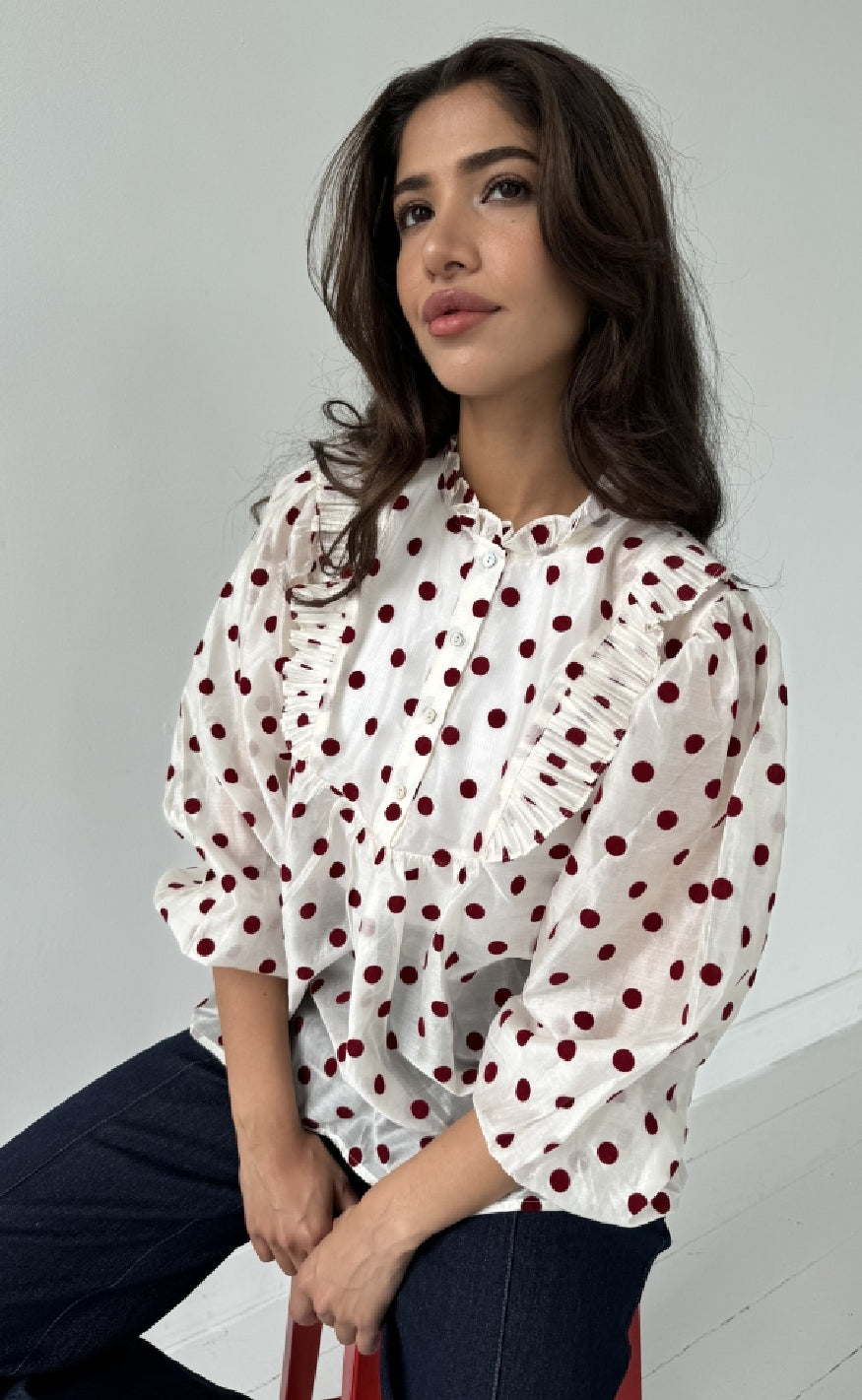 Continue Bluse Silke Dot Nougat W Black Dot Rask Levering Continue bluse silke dot nougat w black dot rask levering