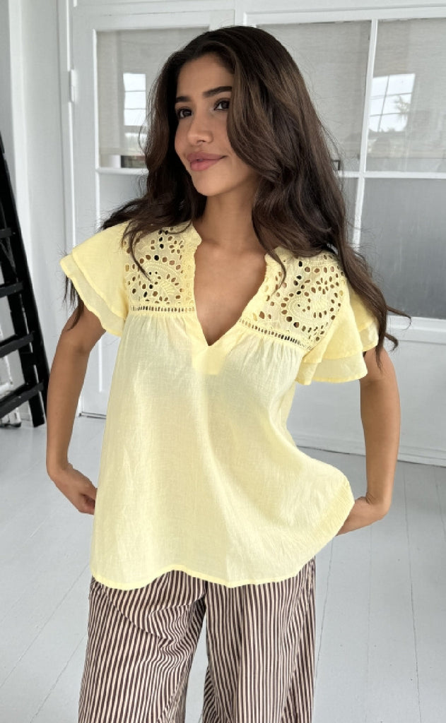 Continue Topp - Chrisel - Light Yellow