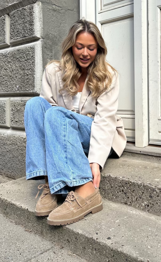 Copenhagen Shoes - The Walks Suede - Biscuit