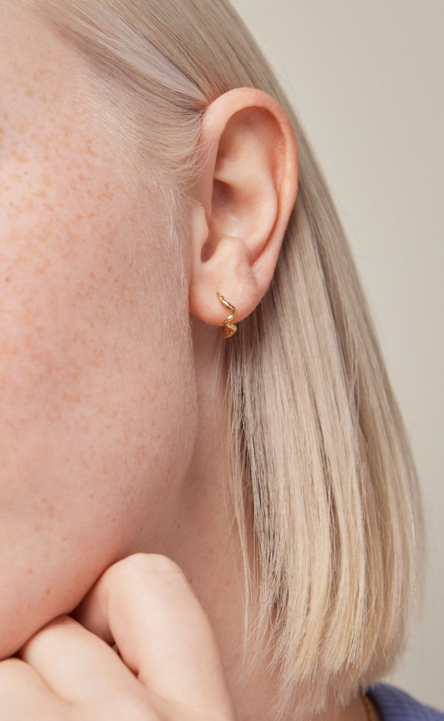 ENAMEL Copenhagen Øreringer  - Holly Small - Gold