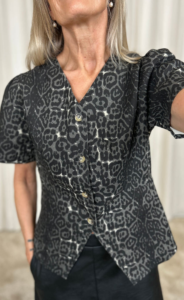 INA Copenhagen Bluse - Venja - Grey Leopard