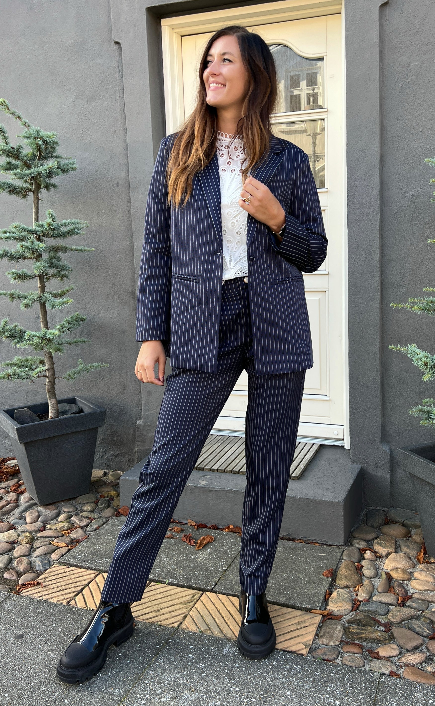 INA Copenhagen Bukser - Zoey Straight - Navy Pinstripe