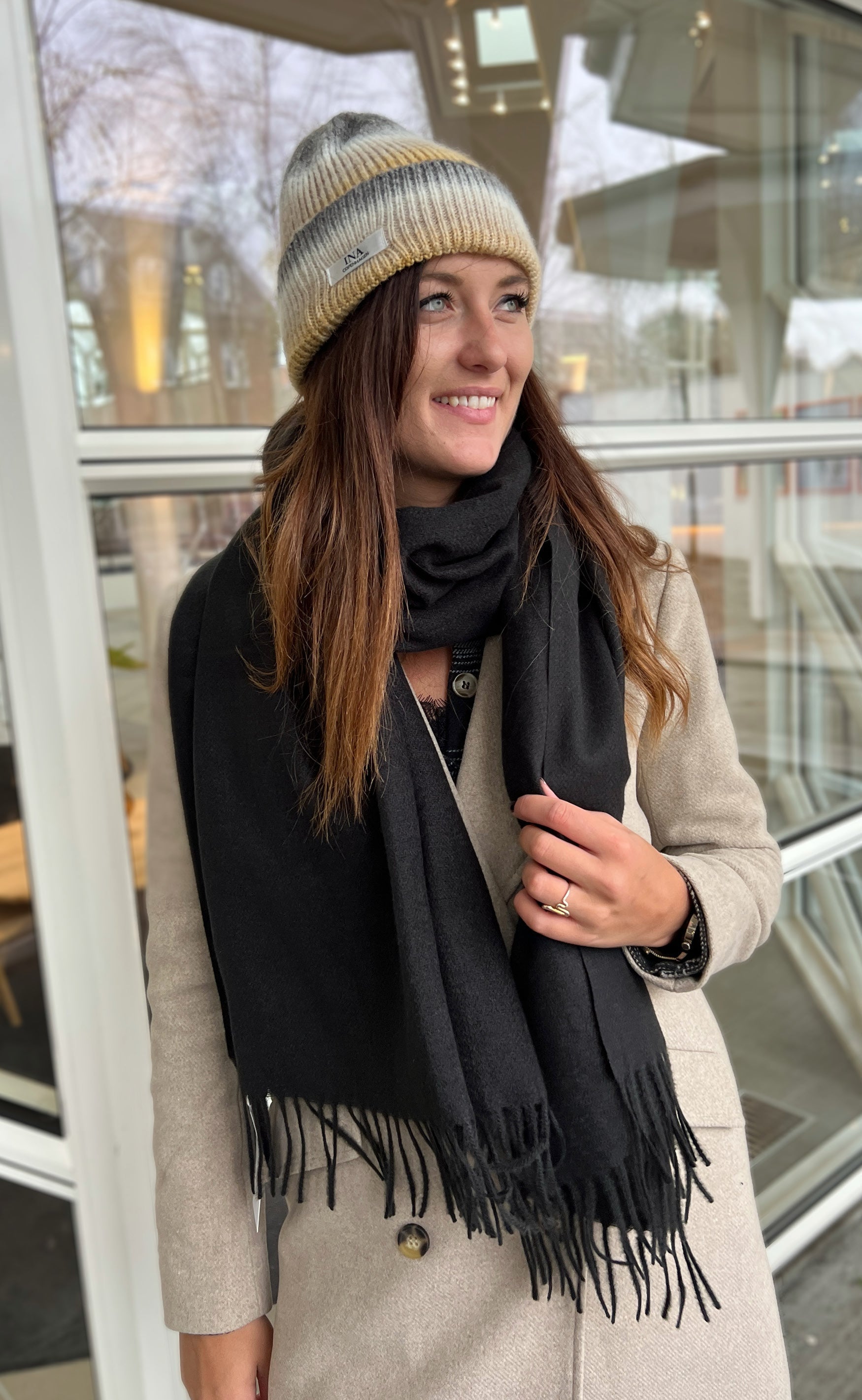 INA Copenhagen HalsSkjerf - Sif - Black