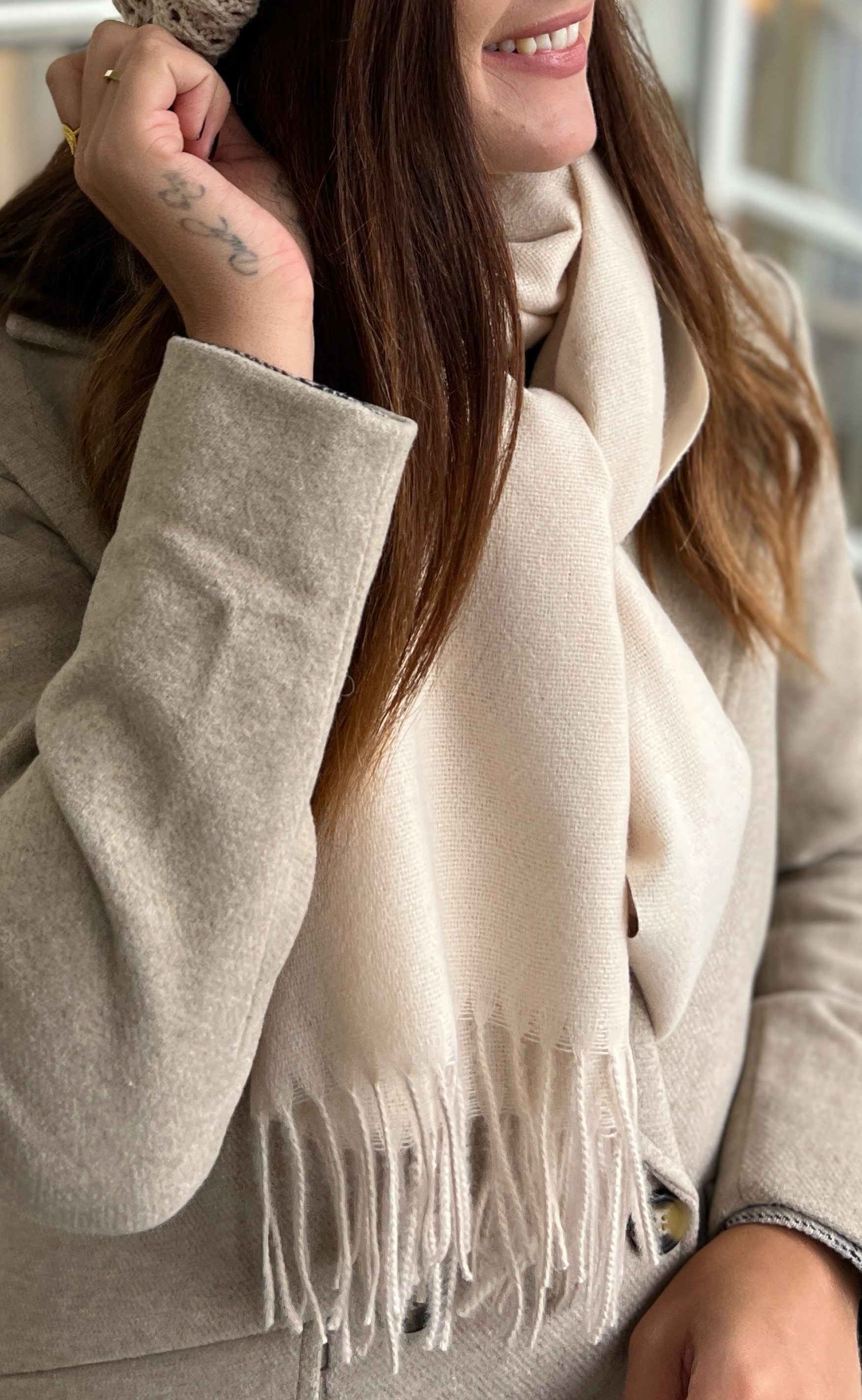 INA Copenhagen HalsSkjerf - Sif - Off white