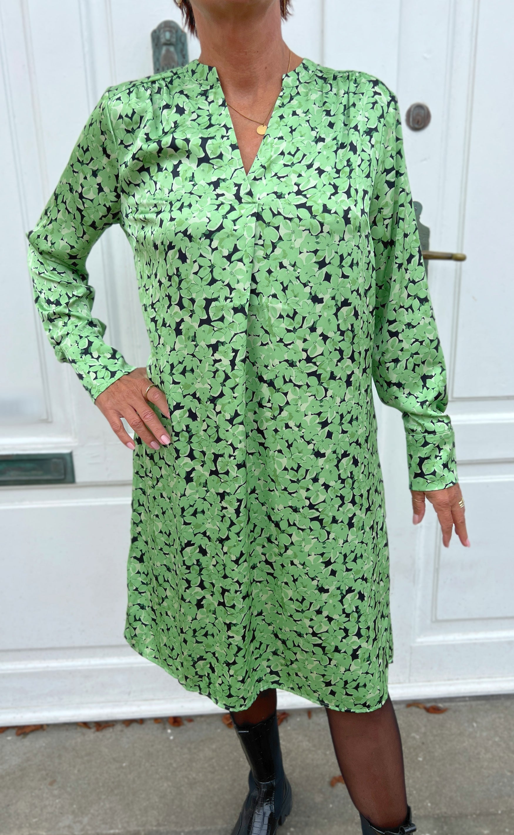 INA Copenhagen Kjole - Alina - Green Flower