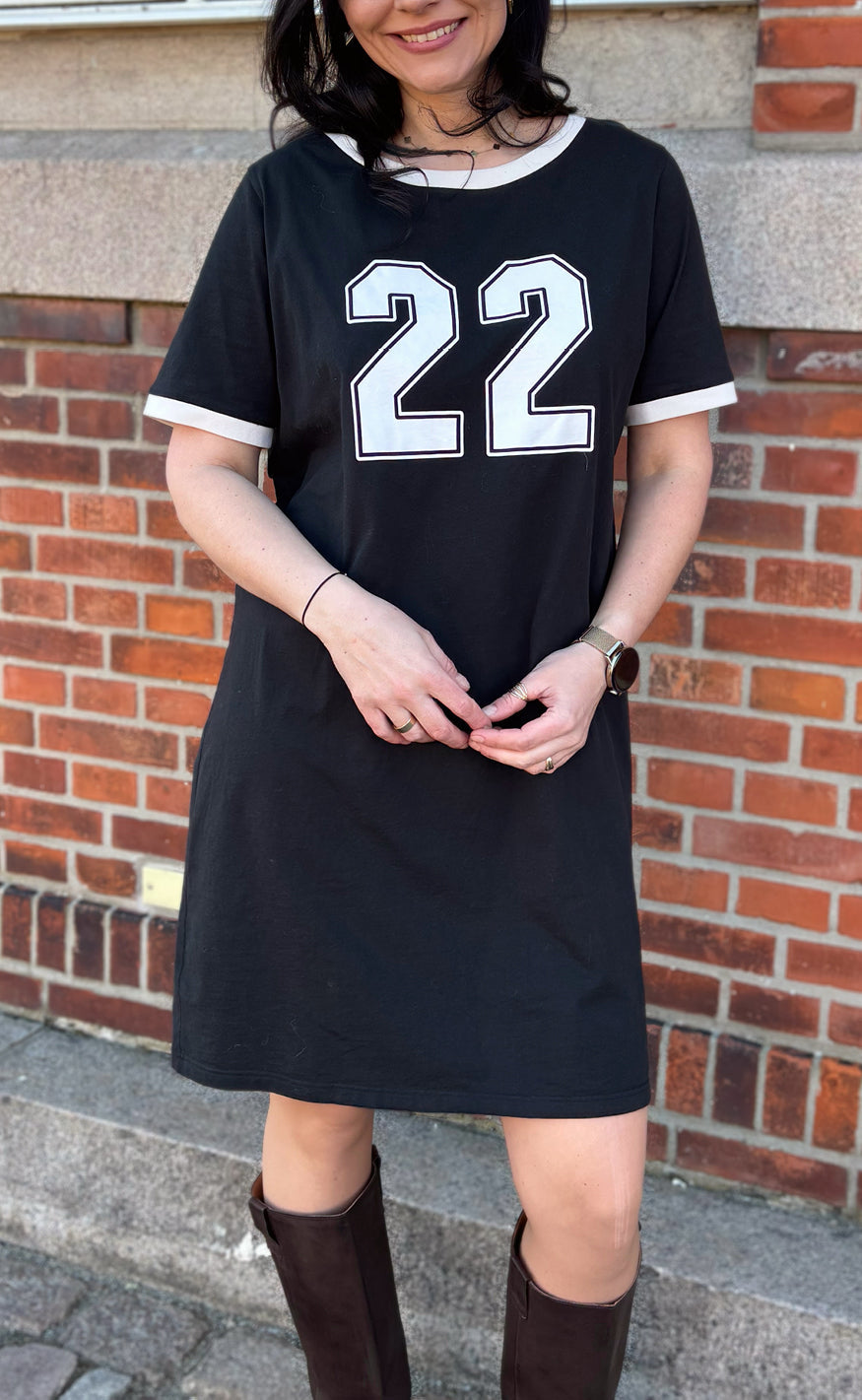 INA Copenhagen Kjole - Alva Football - Black W. Off White