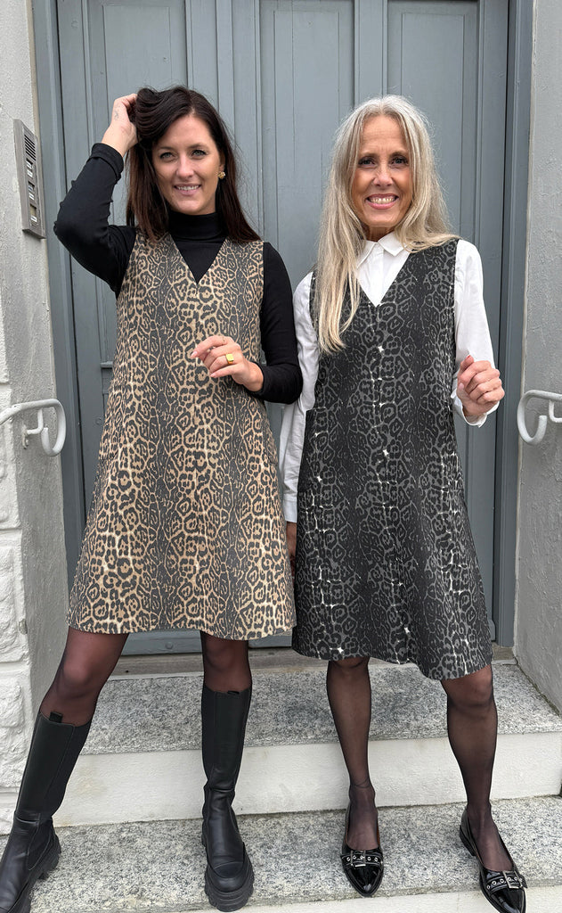 INA Copenhagen Kjole - Ania Spencer - Grey Leopard