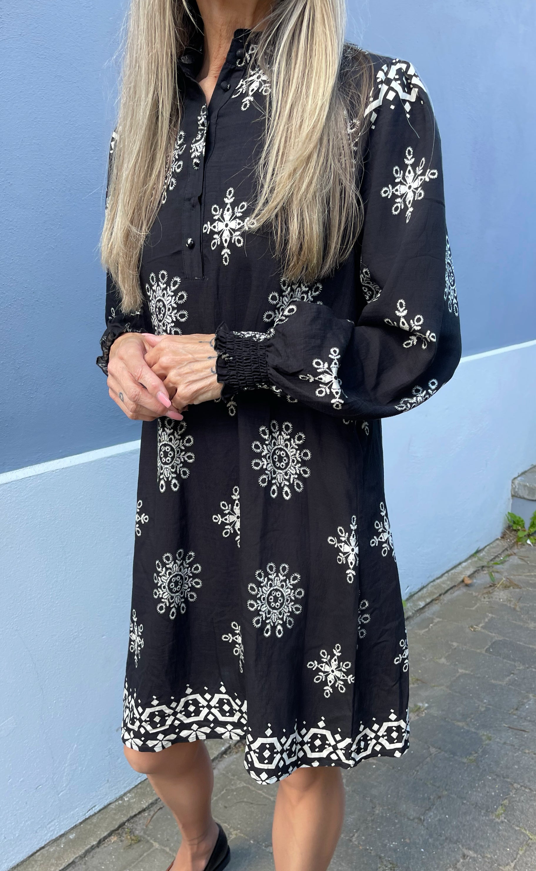 INA Copenhagen Kjole - Augusta - Black W. White