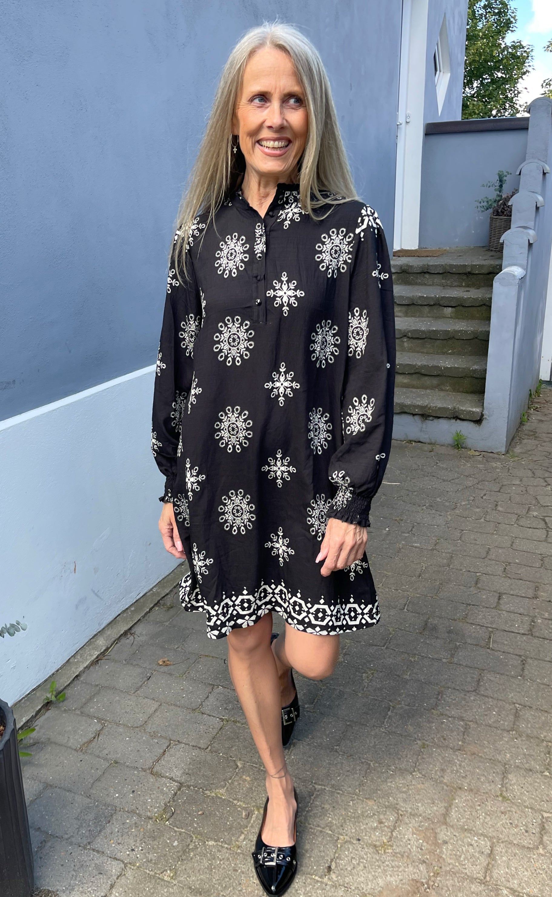 INA Copenhagen Kjole - Augusta - Black W. White