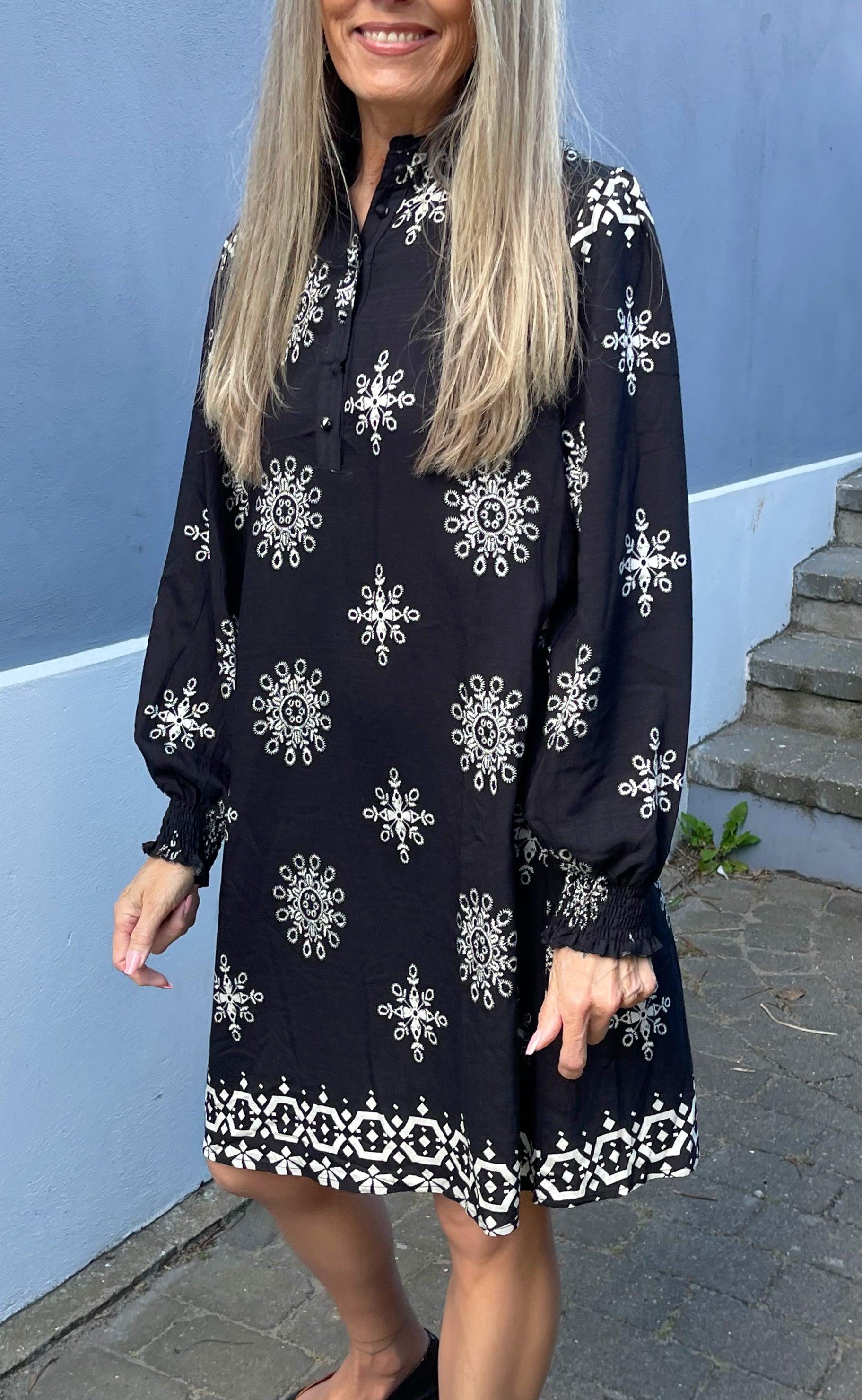 INA Copenhagen Kjole - Augusta - Black W. White