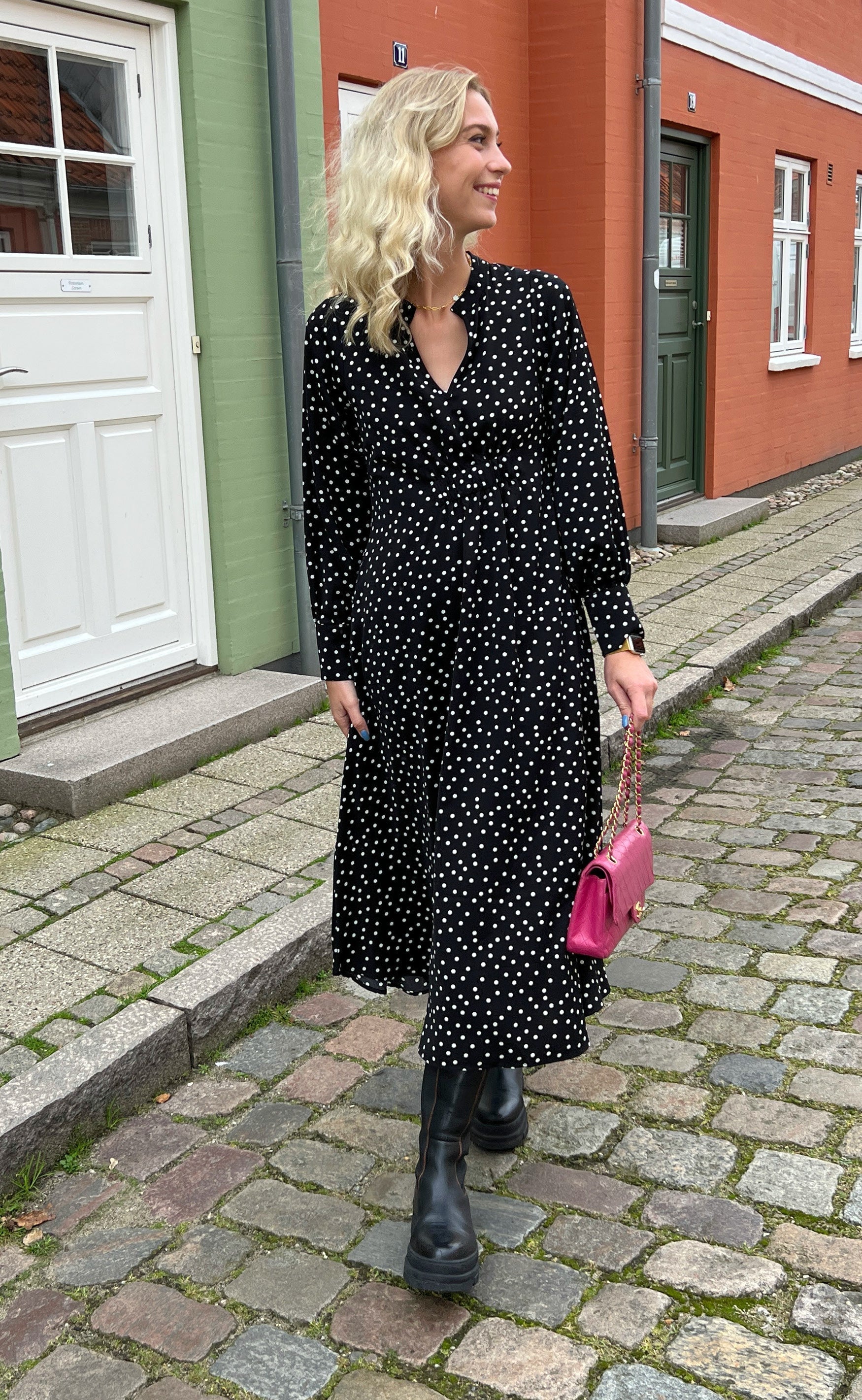 INA Copenhagen Kjole - Bella - Black W. Dots