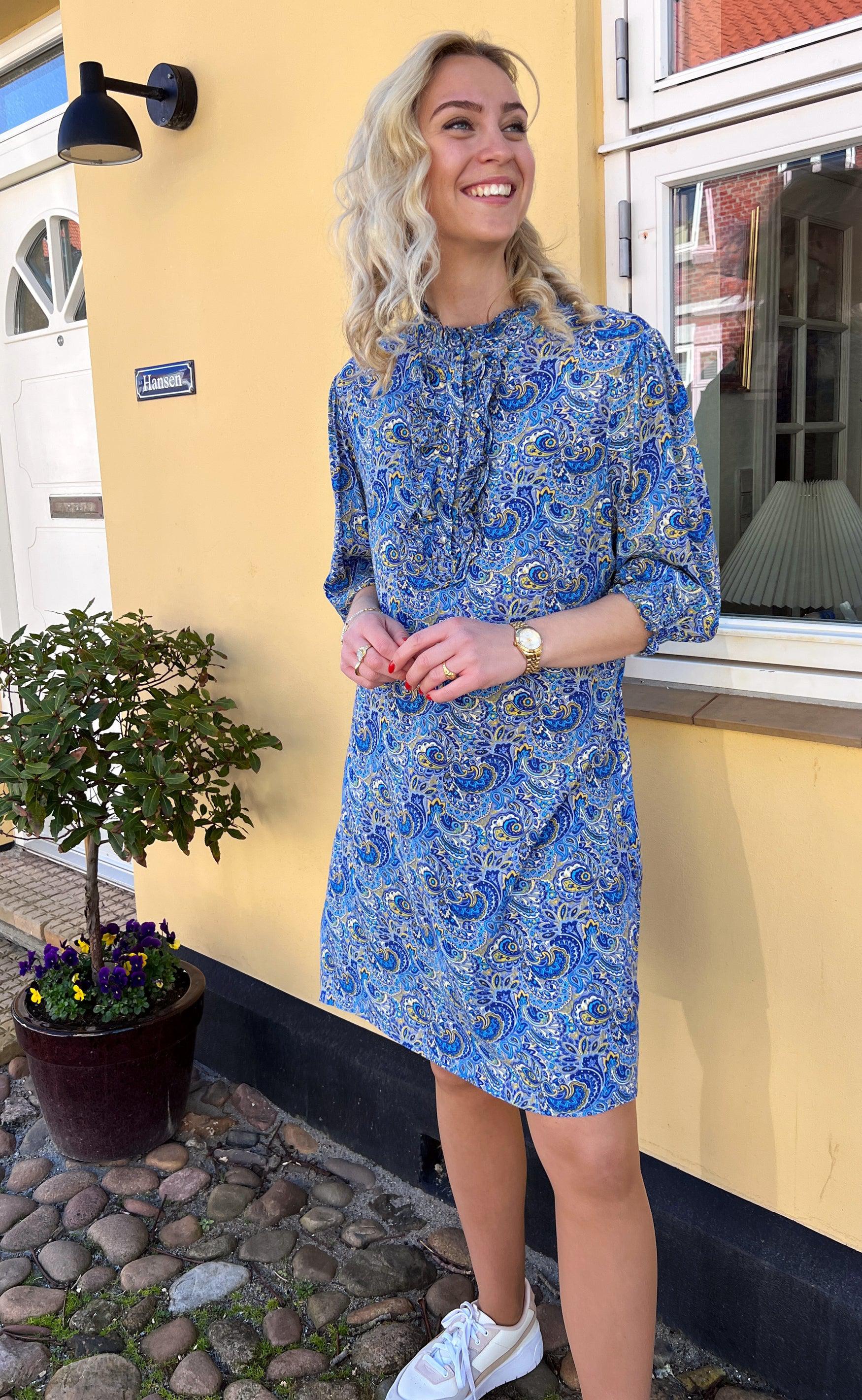 INA Copenhagen Kjole - Camilla - New Blue Paisley