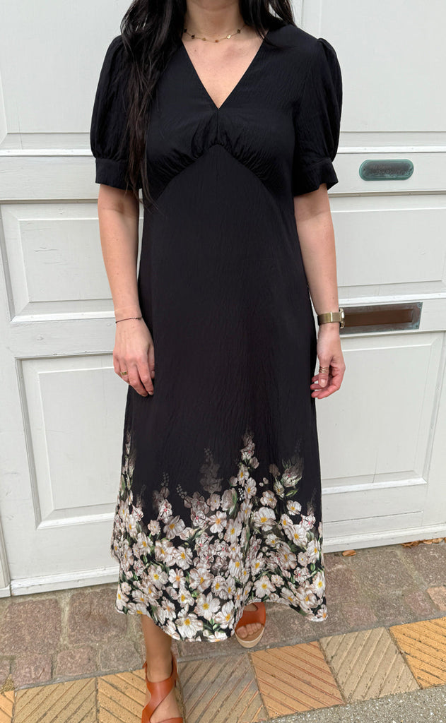 INA Copenhagen Kjole - Mirabelle - Black W. Flowers