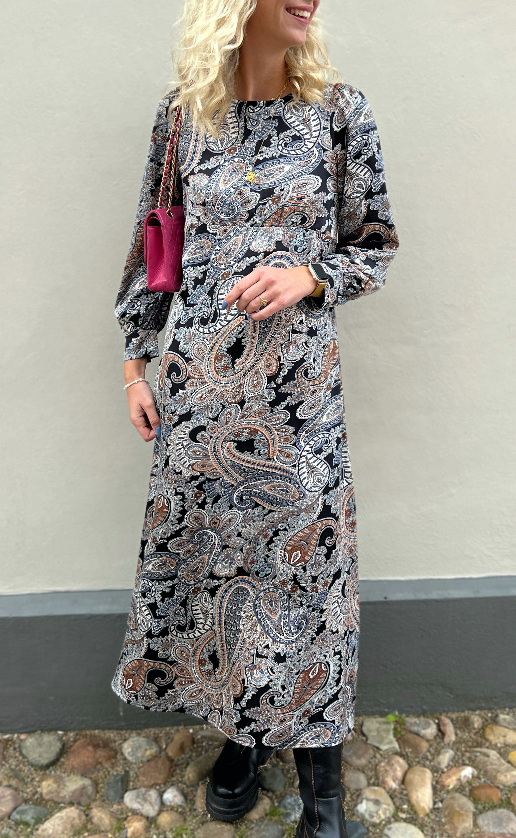 INA Copenhagen Kjole - Nova - Paisley Night