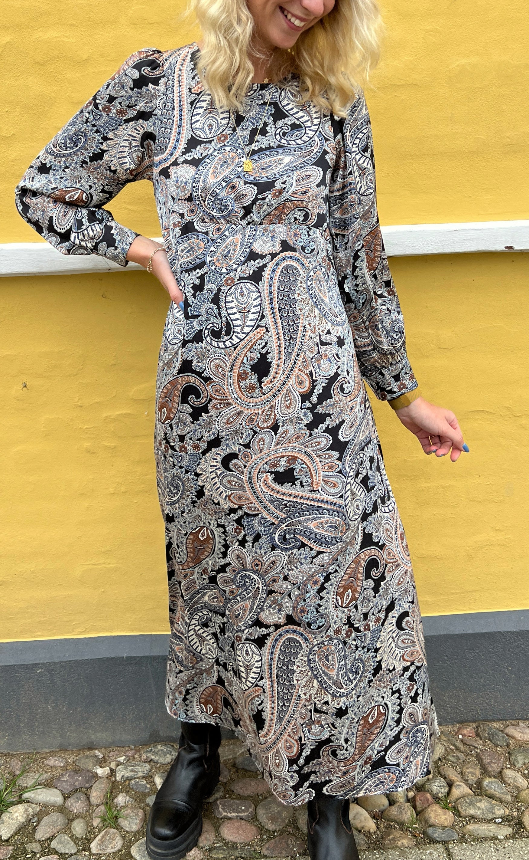 INA Copenhagen Kjole - Nova - Paisley Night