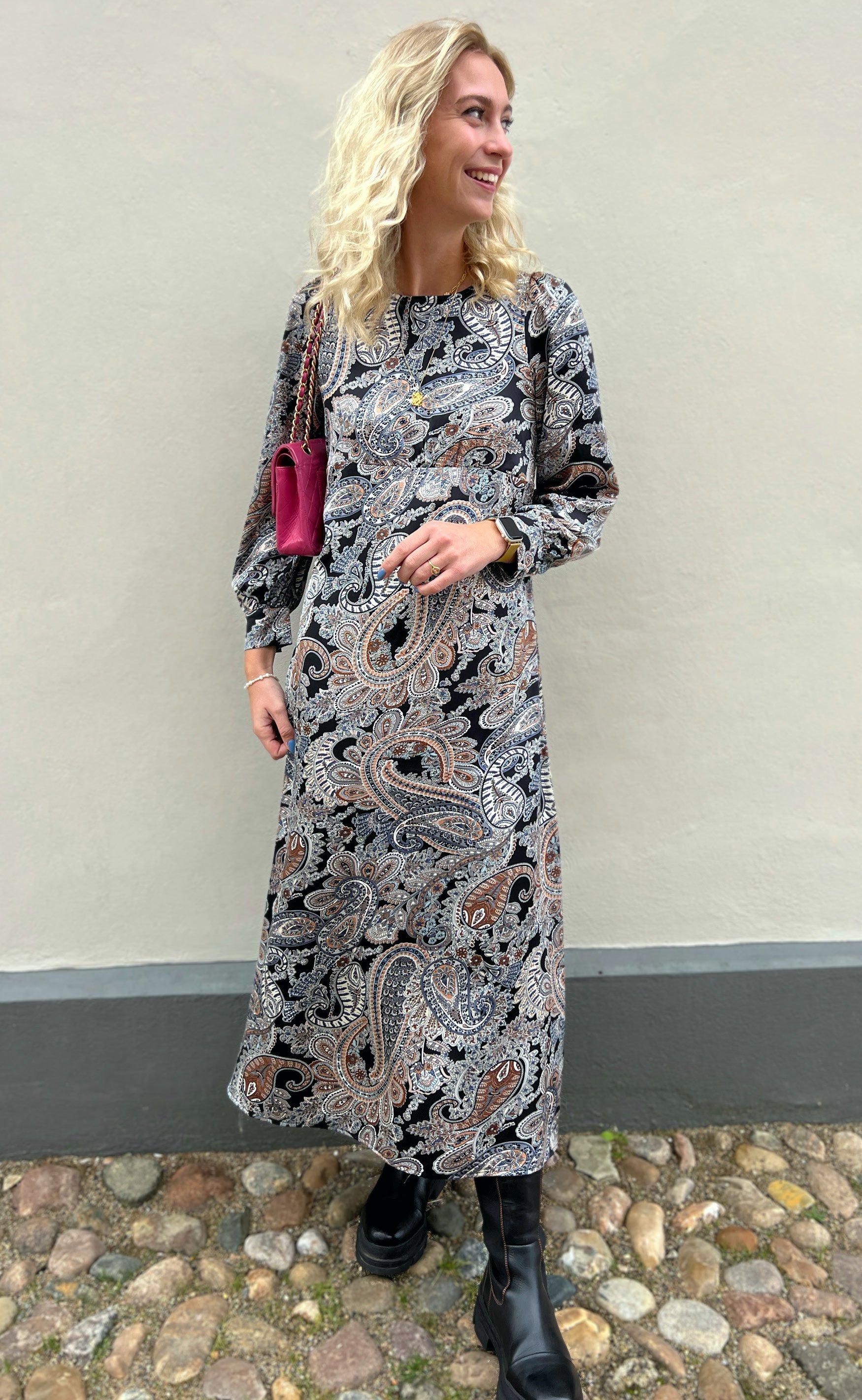 INA Copenhagen Kjole - Nova - Paisley Night