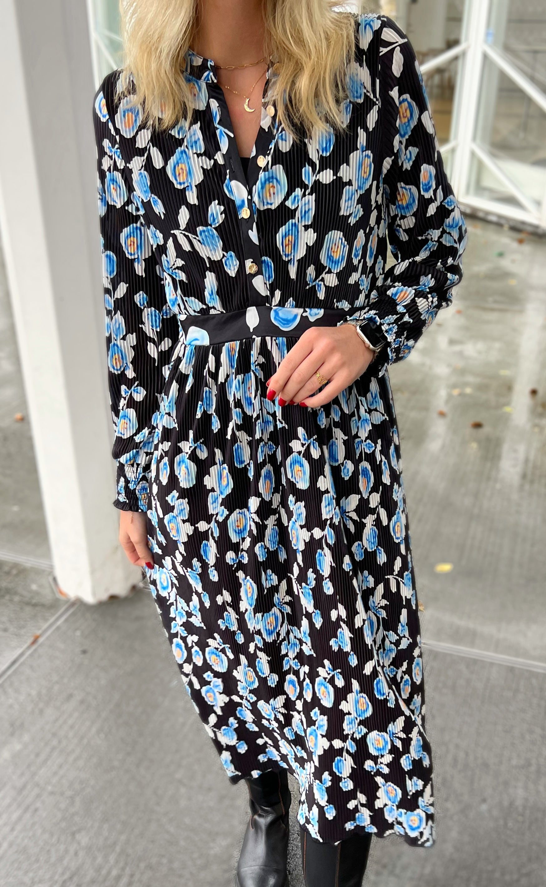 INA Copenhagen Kjole - Olivia - Black/Blue Flower