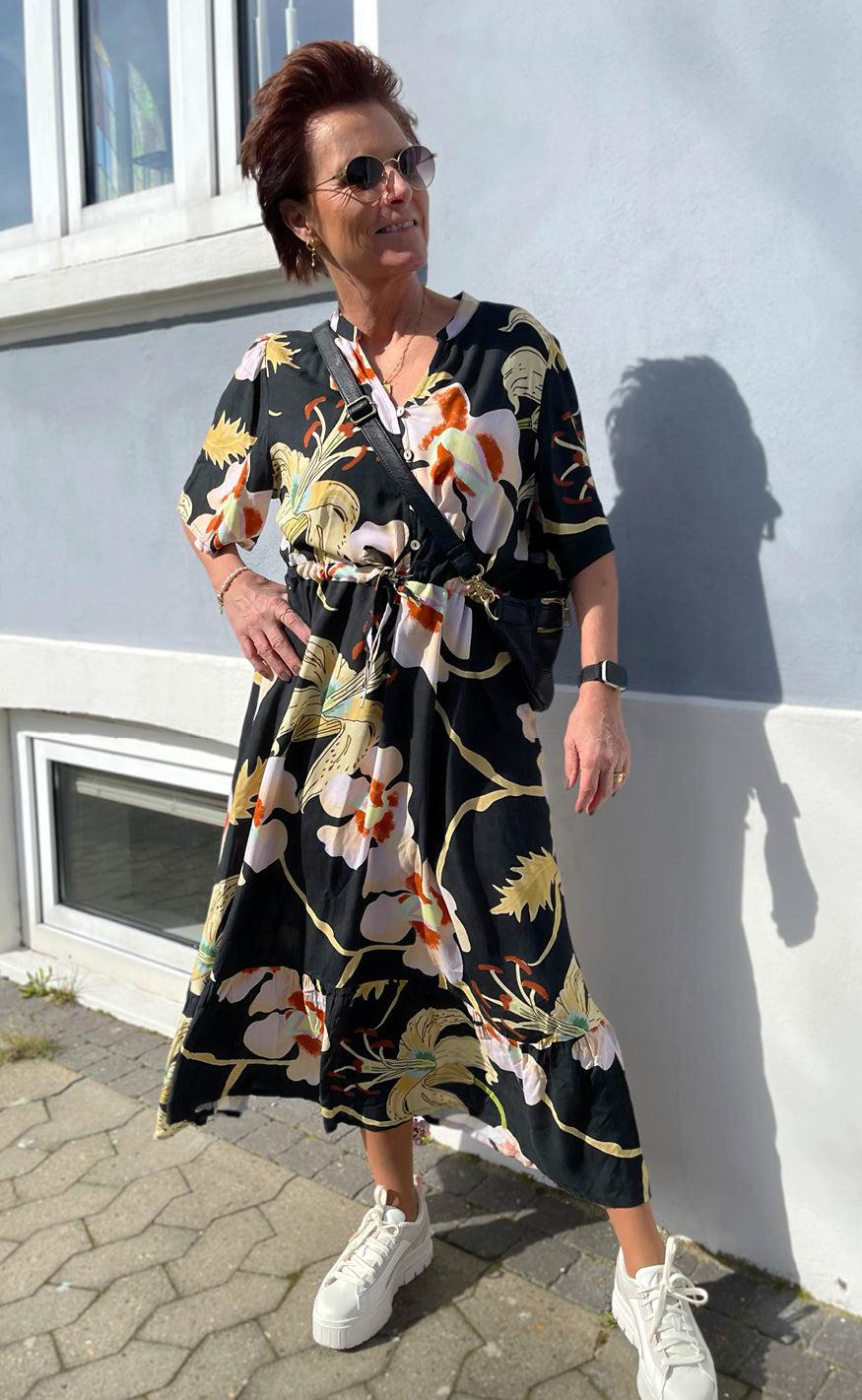 INA Copenhagen Kjole - Sally - Big Flowers