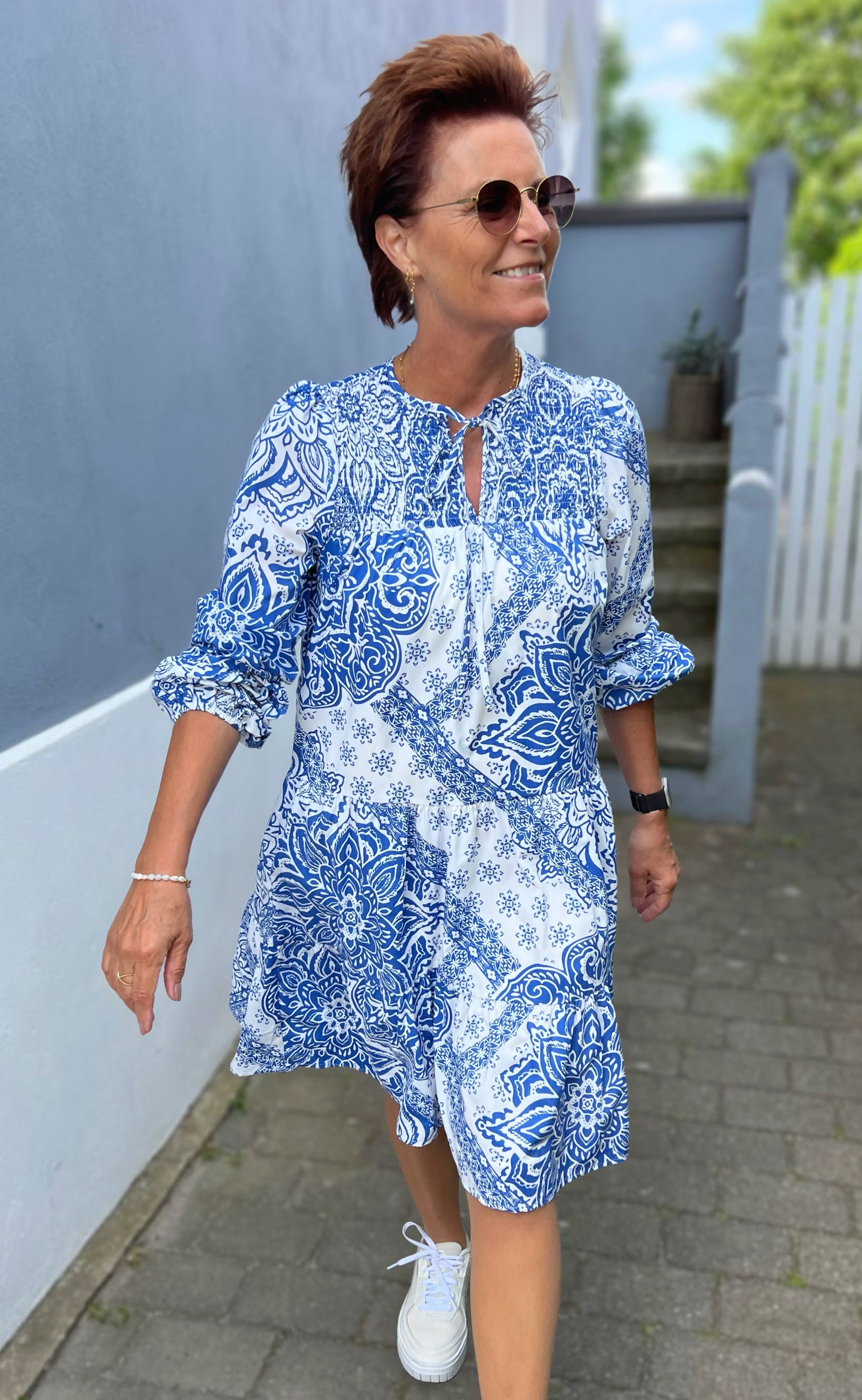 INA Copenhagen Kjole - Vanessa - White / Blue Paisley