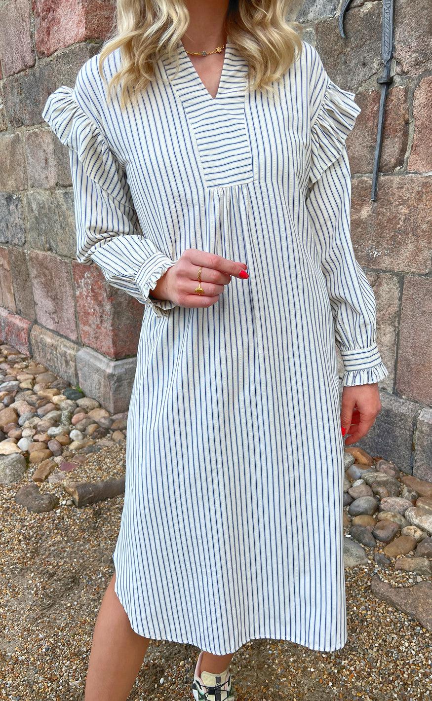 INA Copenhagen Kjole - Wilja - White/Blue Stripes