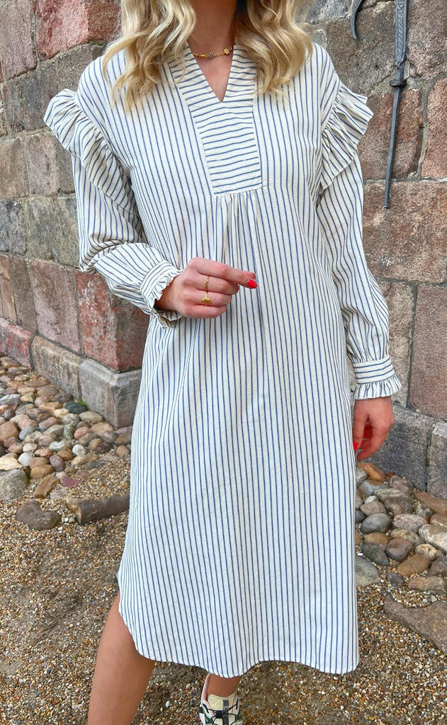 INA Copenhagen Kjole - Wilja - White/Blue Stripes