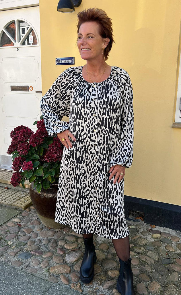 INA Copenhagen Kjole - Zanna - White / Black Leopard