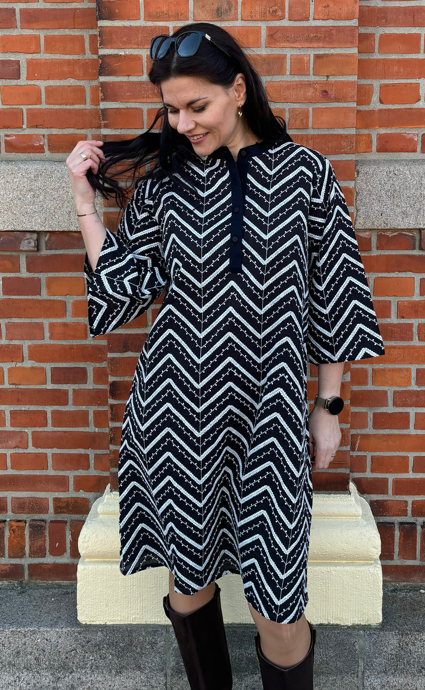 INA Copenhagen Kjole - Zara Zig Zag - Black W. White