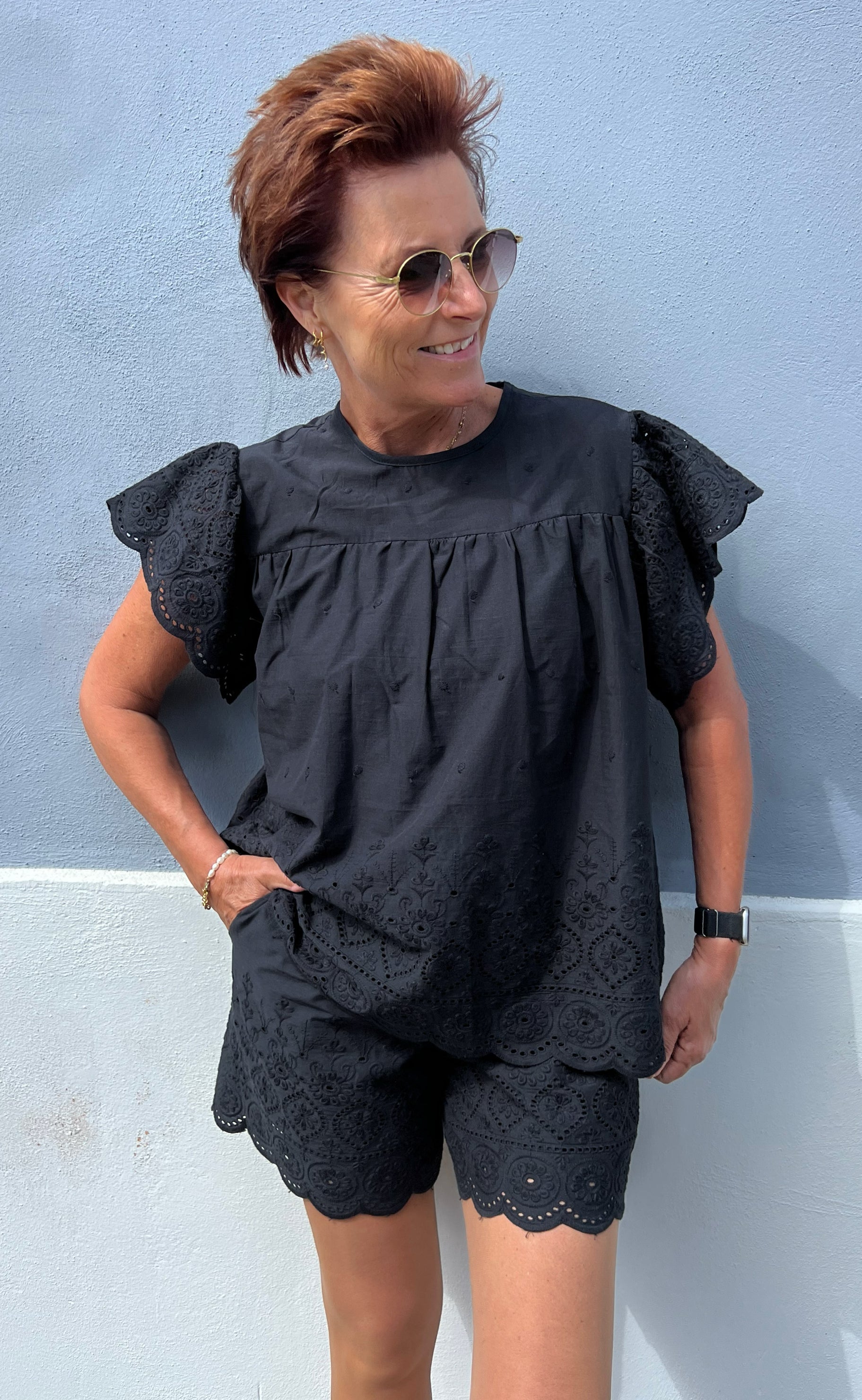 INA Copenhagen Shorts - Line - Black
