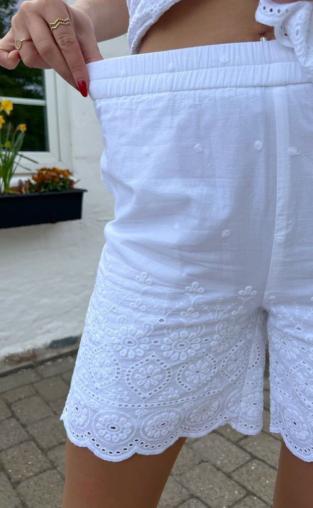 INA Copenhagen Shorts - Line - White