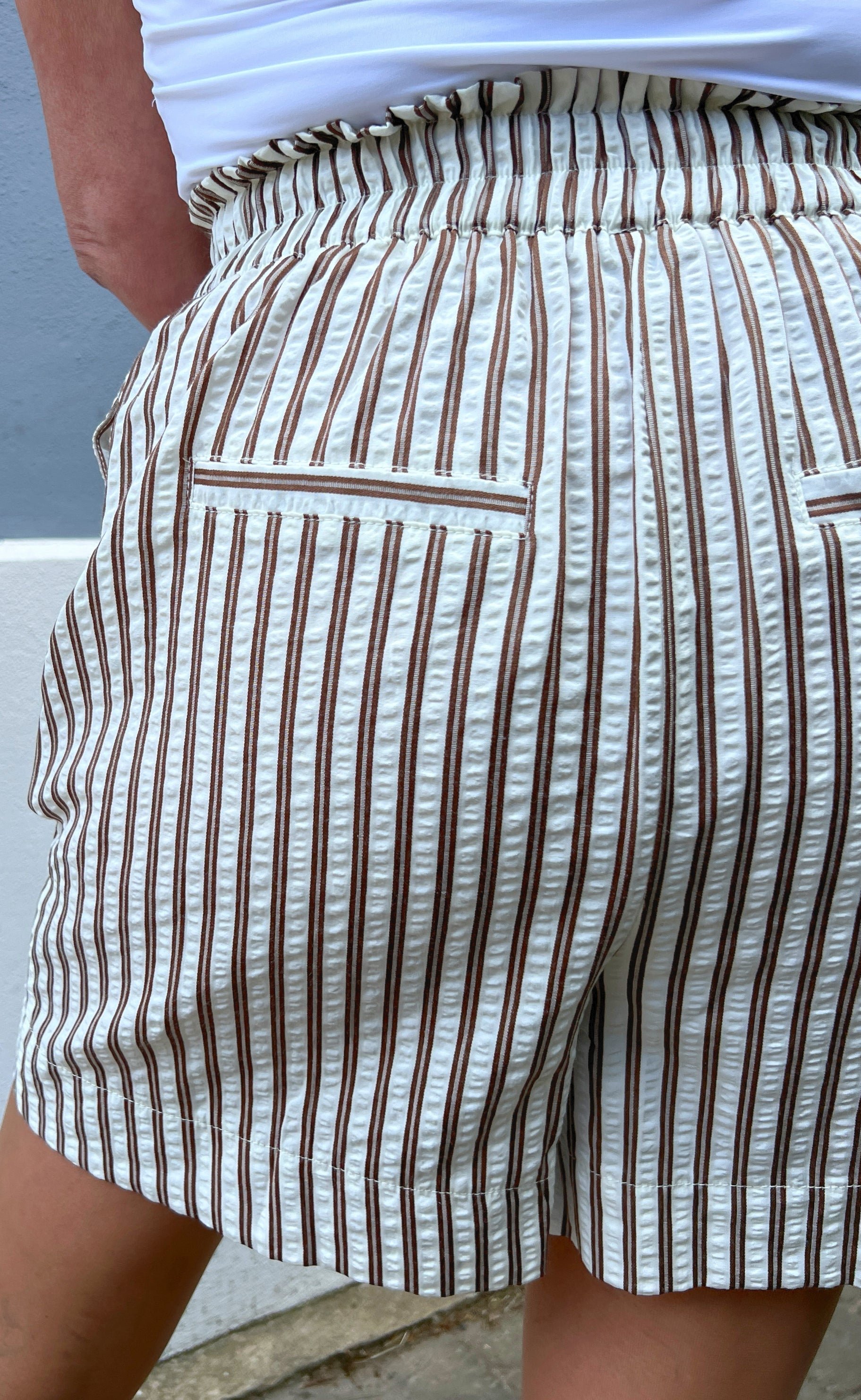 INA Copenhagen Shorts - Liv - White / Brown Striped