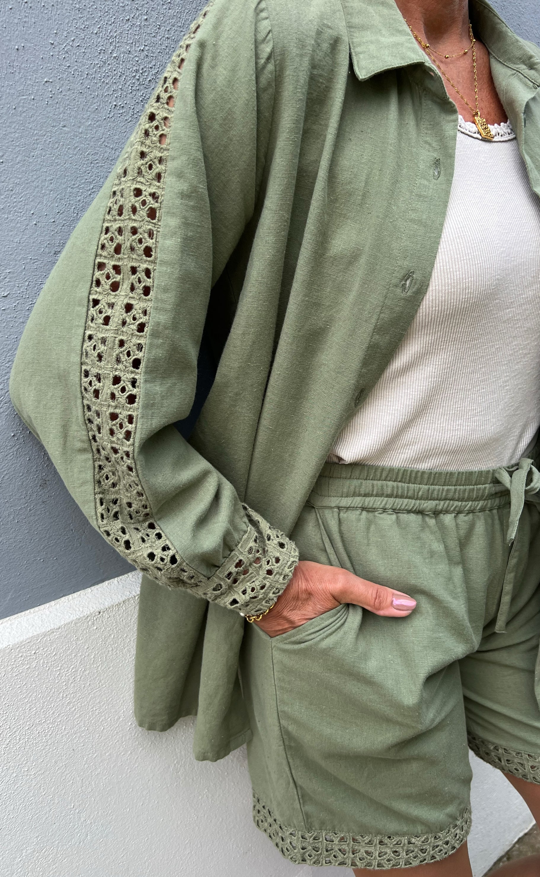 INA Copenhagen Skjorte - Sandy Linen - Army Green