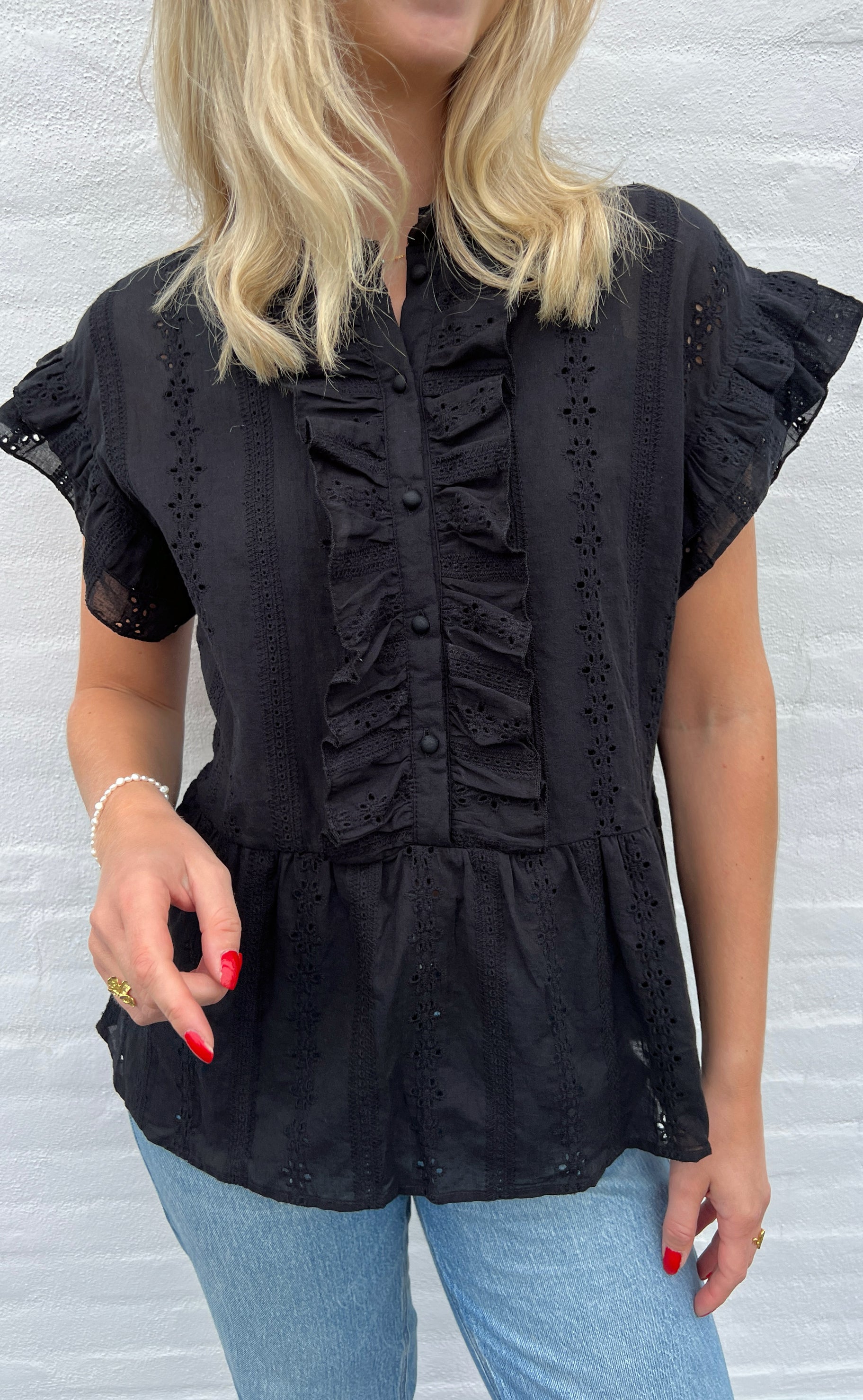 INA Copenhagen Topp - Freya - Black Broderie Anglaise