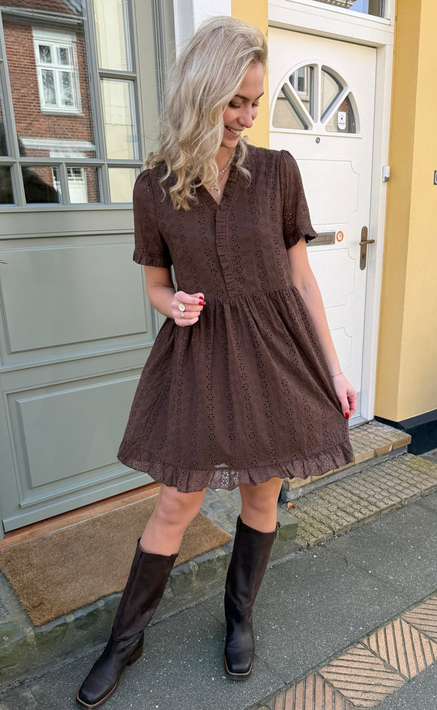 INA Copenhagen Kjole - Catja Summer - Mocca Broderie Anglaise