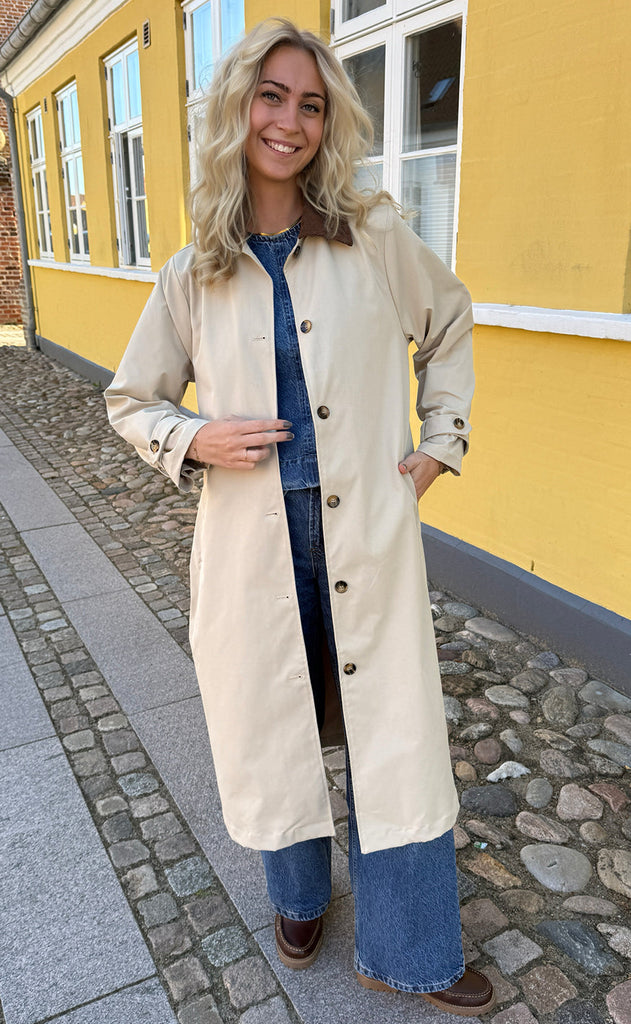 Say INA Copenhagen Trenchcoat - Louisa Long - Beige W. Corduroy