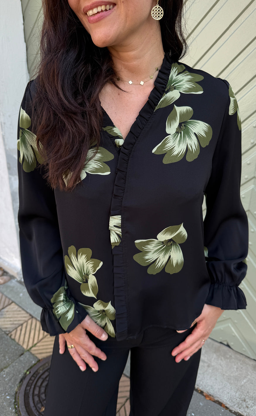 Say INA Copenhagen Bluse - Catja - Black W. Green Flower