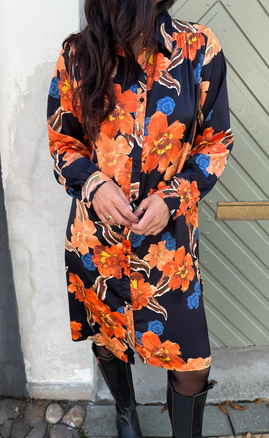 Say INA Copenhagen Kjole - Tanja - Black W. Flowers