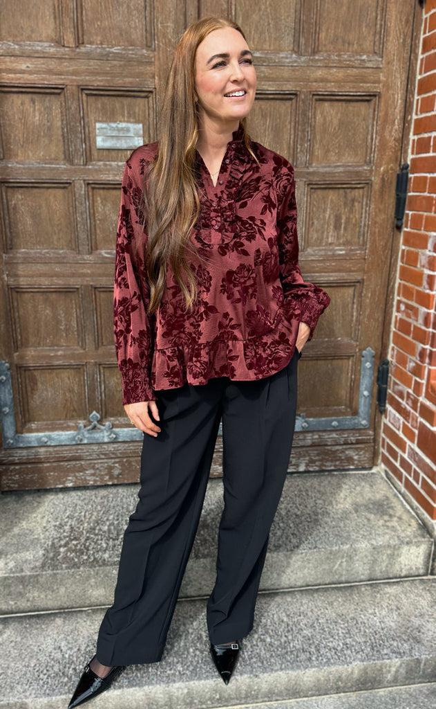 Say INA Copenhagen Bluse - Nora - Bordeaux Flowers