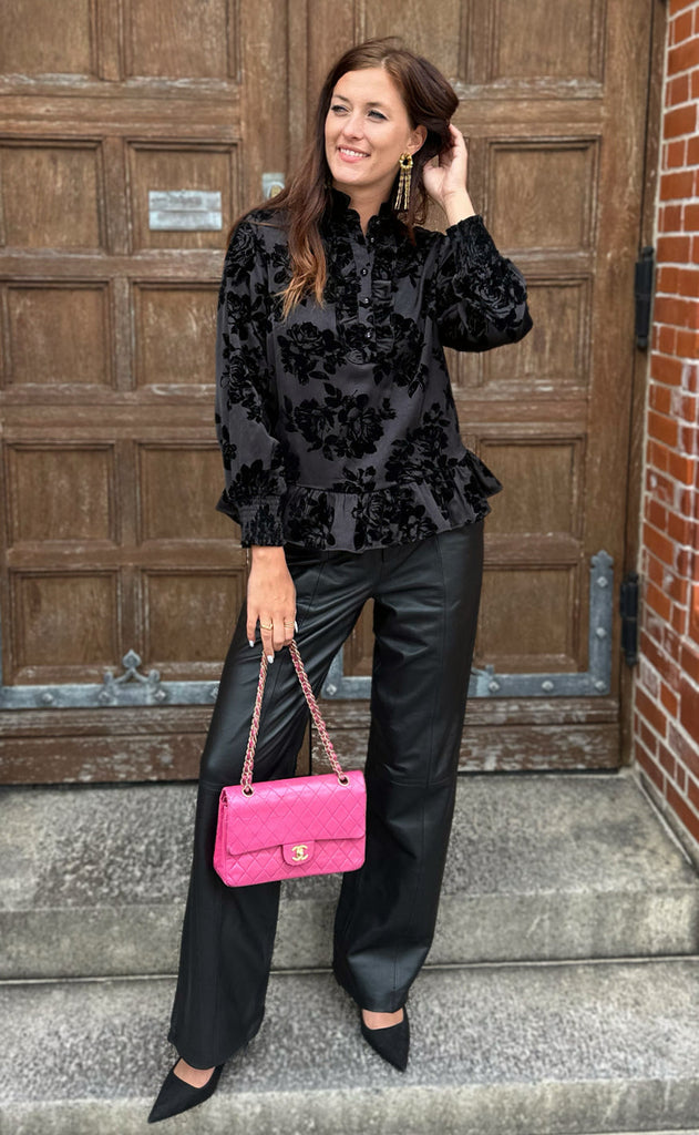 Say INA Copenhagen Bluse - Nora - Black Flowers