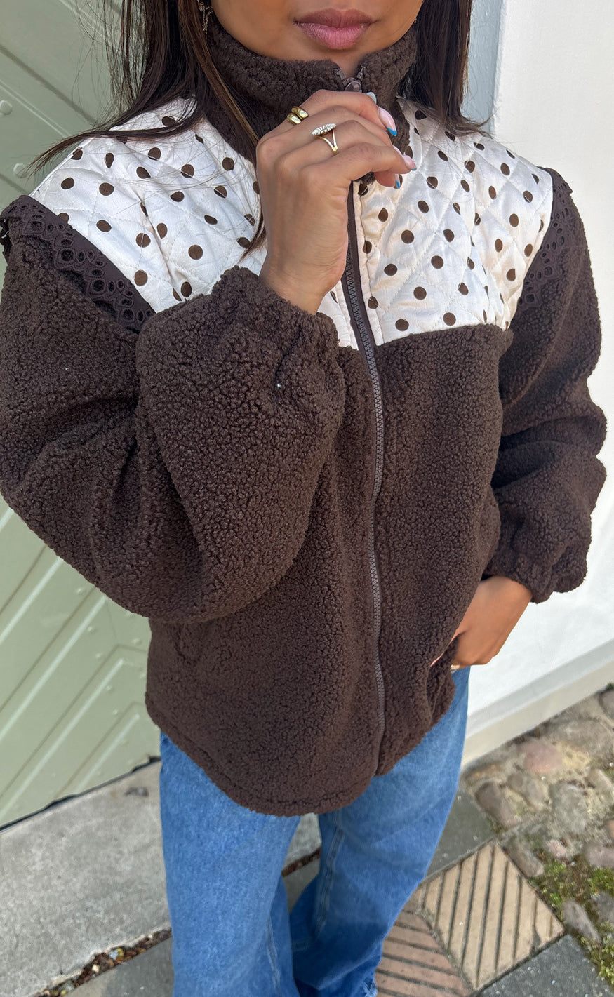 Say INA Copenhagen Jakke - Fia Fleece - Dark Brown W. Dots